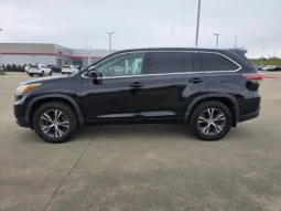 2016 Toyota Highlander XLE full