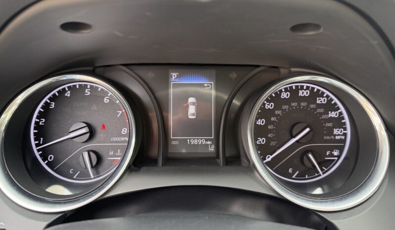 Used 2020 Toyota Camry LE full