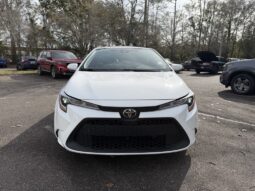 Used 2022 Toyota Corolla LE full