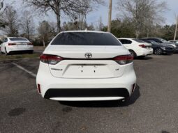 Used 2022 Toyota Corolla LE full