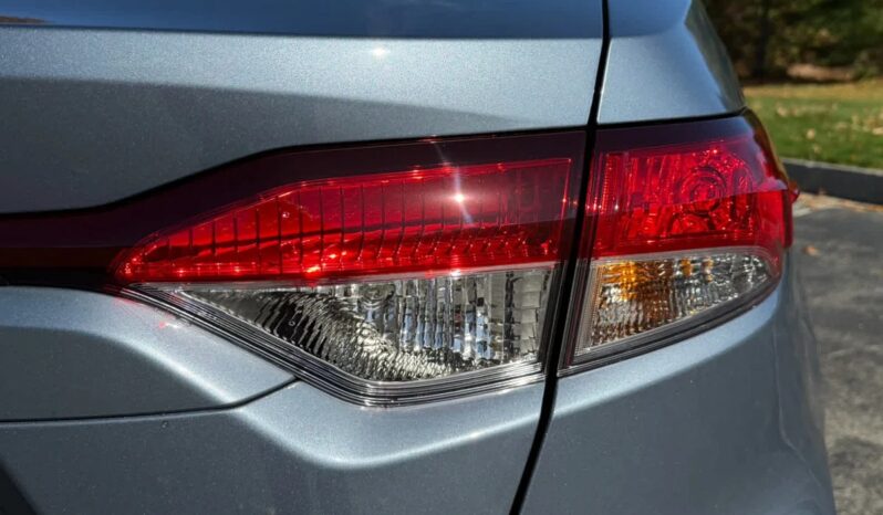 2026 Toyota Corolla LE Hybrid full