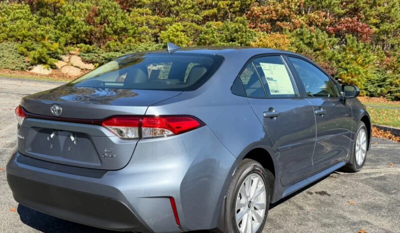 2026 Toyota Corolla LE Hybrid full