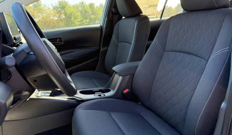 2026 Toyota Corolla LE Hybrid full