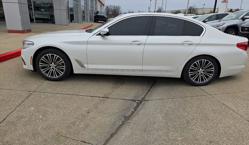 2019 BMW 5 Series 540i xDrive full