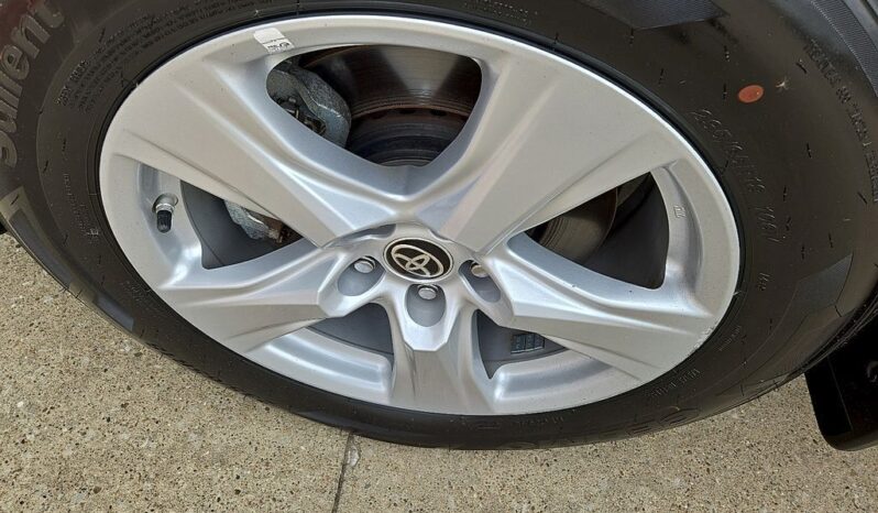 2024 Toyota Highlander LE AWD full