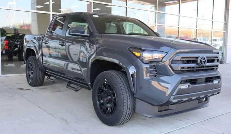 New 2026 Toyota Tacoma SR5 4WD full