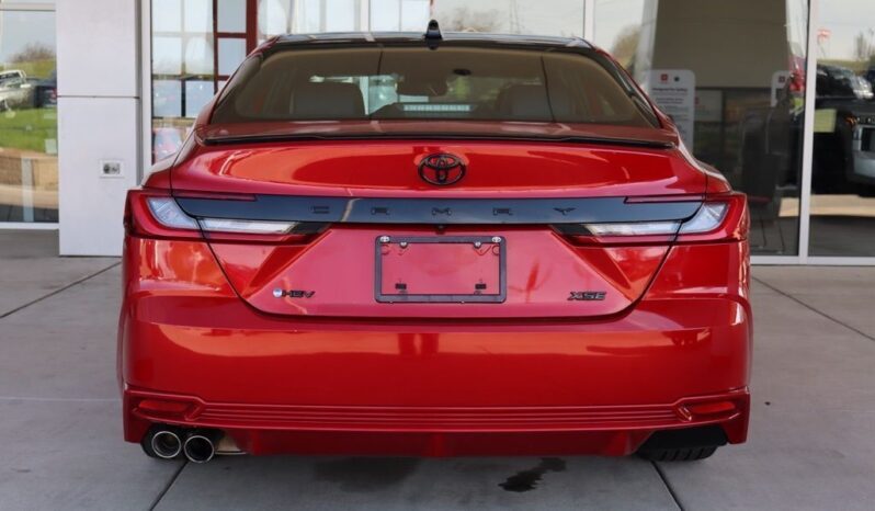 2025 Toyota Camry XSE Hybrid full