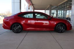 2025 Toyota Camry XSE Hybrid full