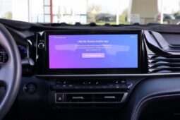 2025 Toyota Camry XSE Hybrid full
