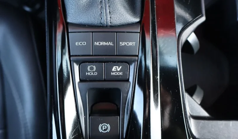 2025 Toyota Camry XSE Hybrid full