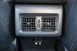 2025 Toyota Camry XSE Hybrid full