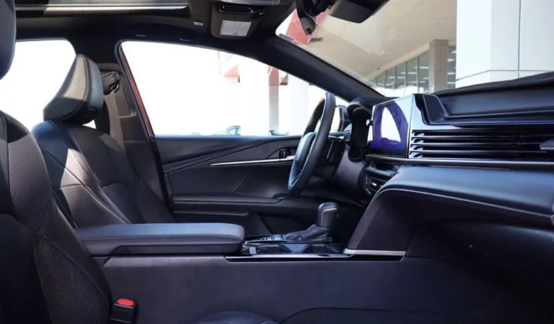 2025 Toyota Camry XSE Hybrid full