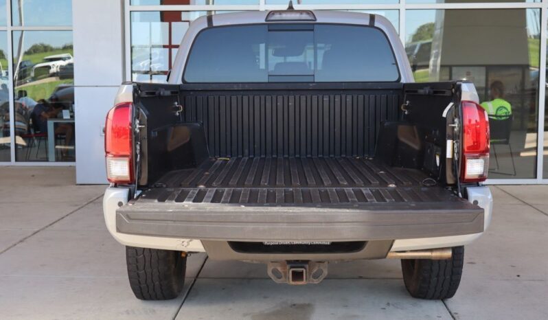 2019 Toyota Tacoma TRD Off Road full