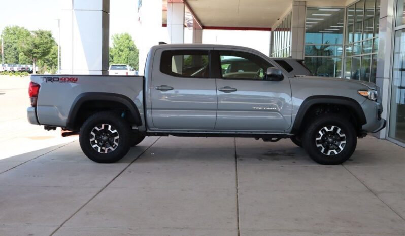 2019 Toyota Tacoma TRD Off Road full
