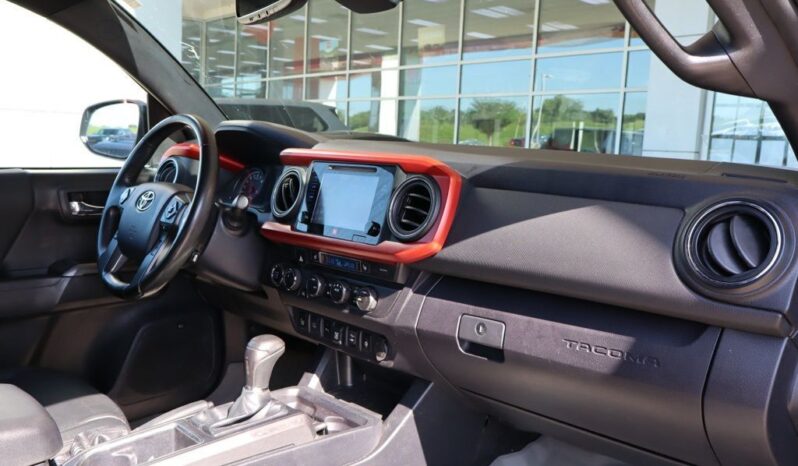 2019 Toyota Tacoma TRD Off Road full