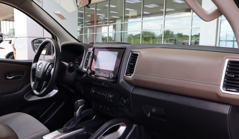 2022 Nissan Frontier SV RWD full
