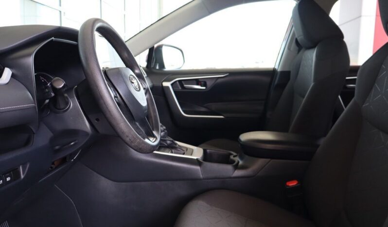 2023 Toyota RAV4 XLE full