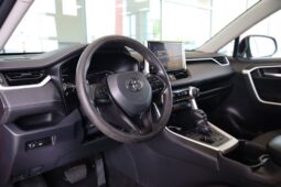 2023 Toyota RAV4 XLE full