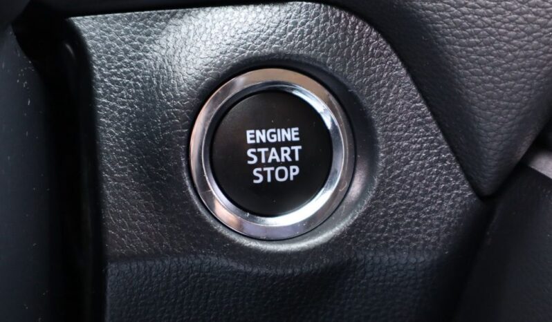 2023 Toyota RAV4 XLE full
