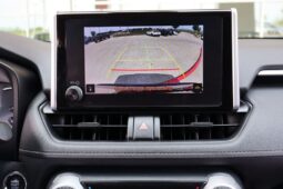 2023 Toyota RAV4 XLE full