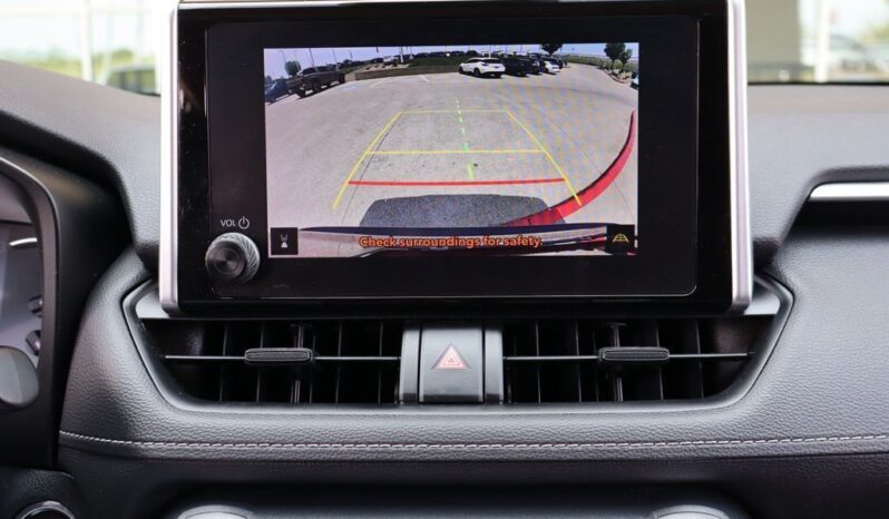 2023 Toyota RAV4 XLE full